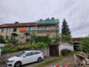 Fassadensanierung Reparaturarbeiten Aussenwärmedämmung und Malerarbeiten in Winterthur